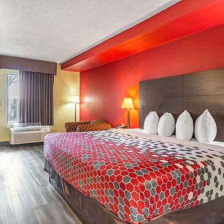 Econo Lodge&Suites Clarksville Eksteriør billede