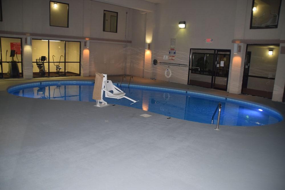 Econo Lodge&Suites Clarksville Eksteriør billede