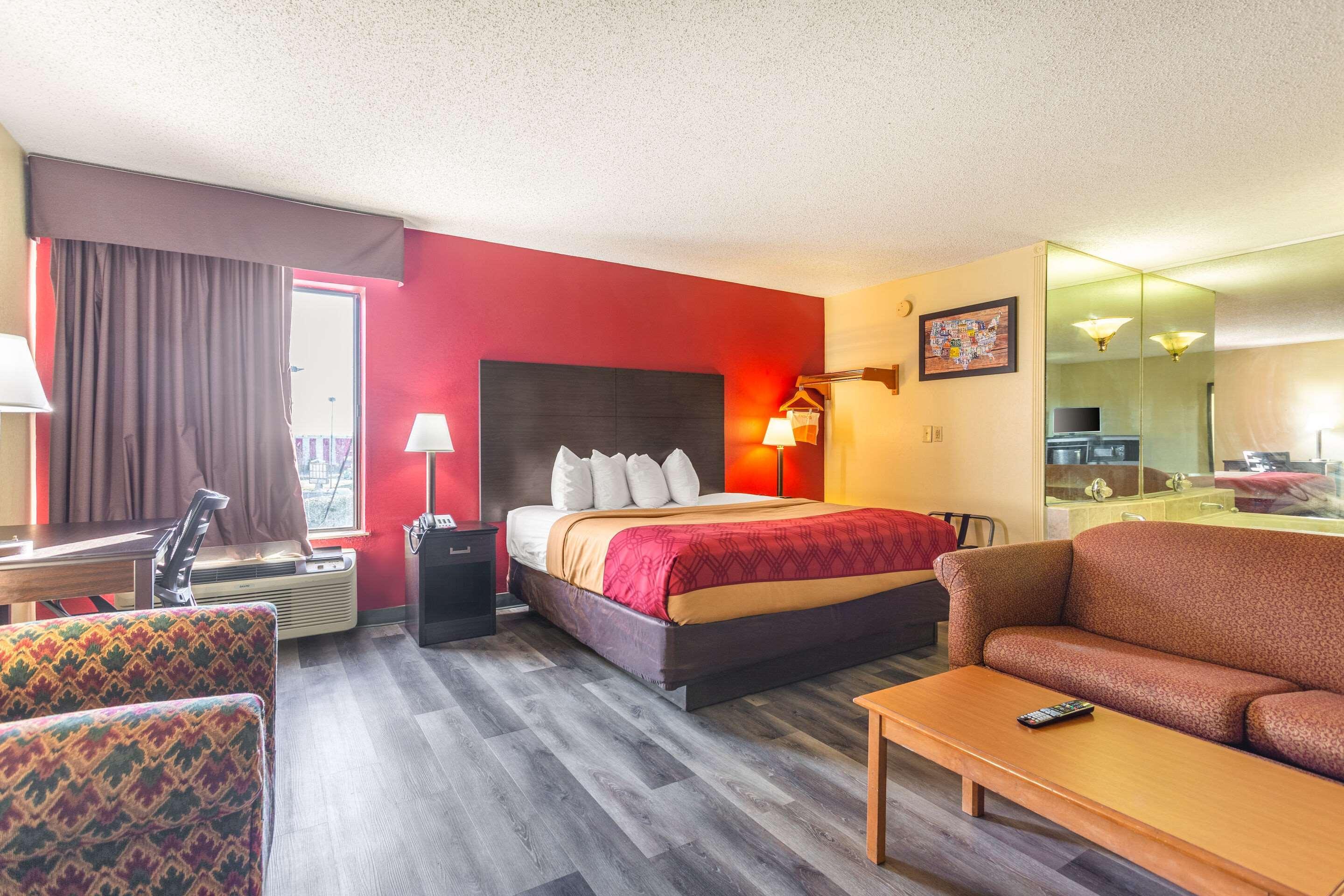 Econo Lodge&Suites Clarksville Eksteriør billede