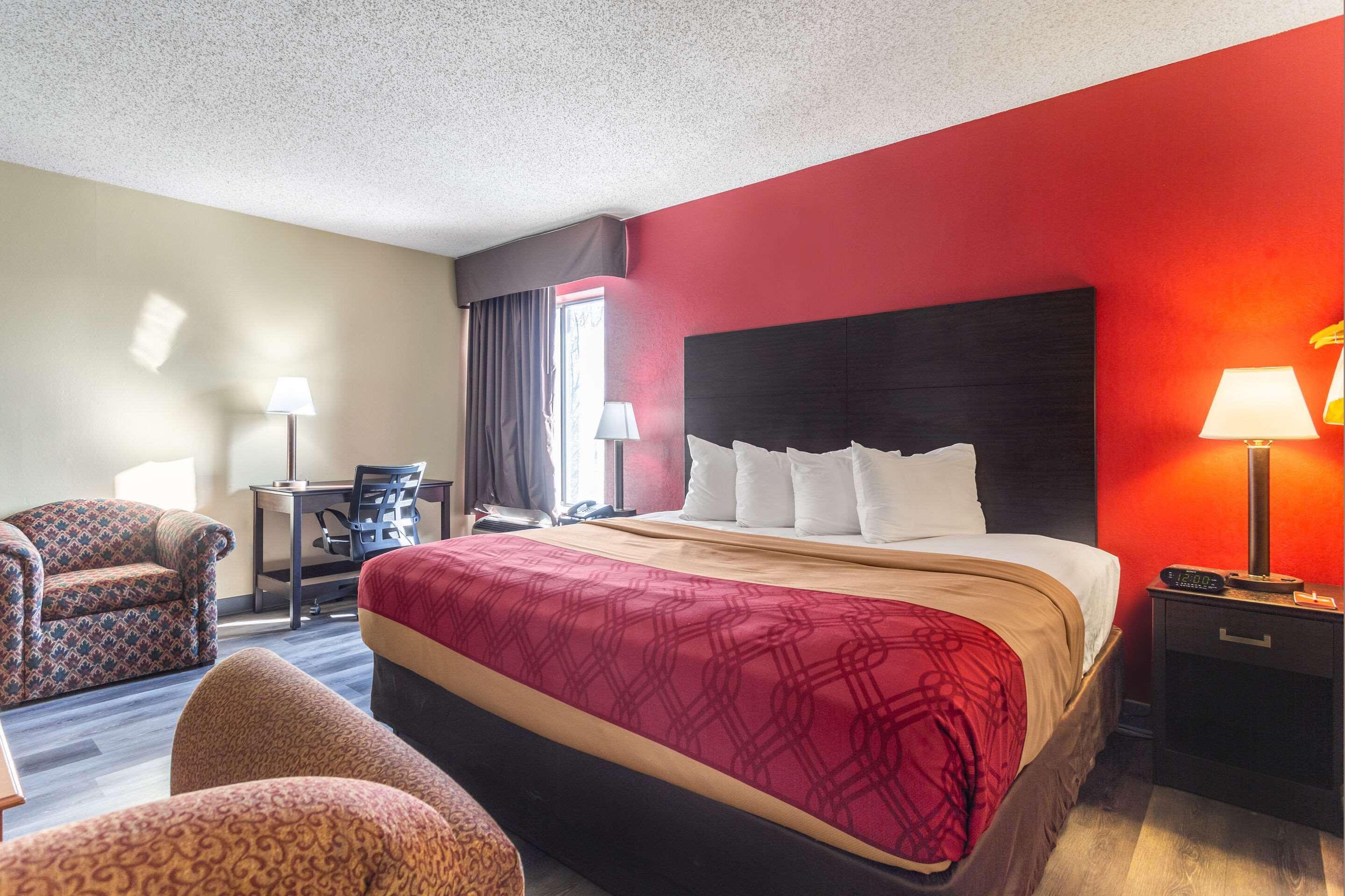 Econo Lodge&Suites Clarksville Eksteriør billede