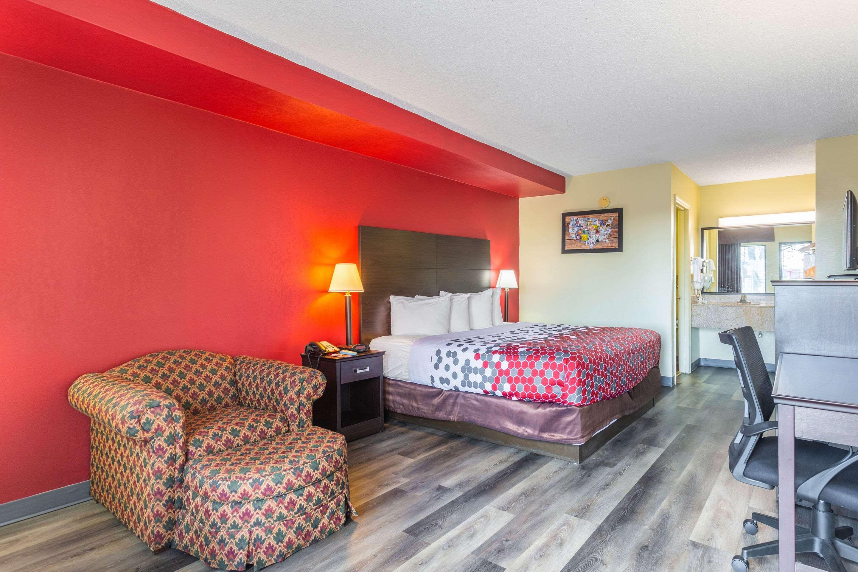 Econo Lodge&Suites Clarksville Eksteriør billede