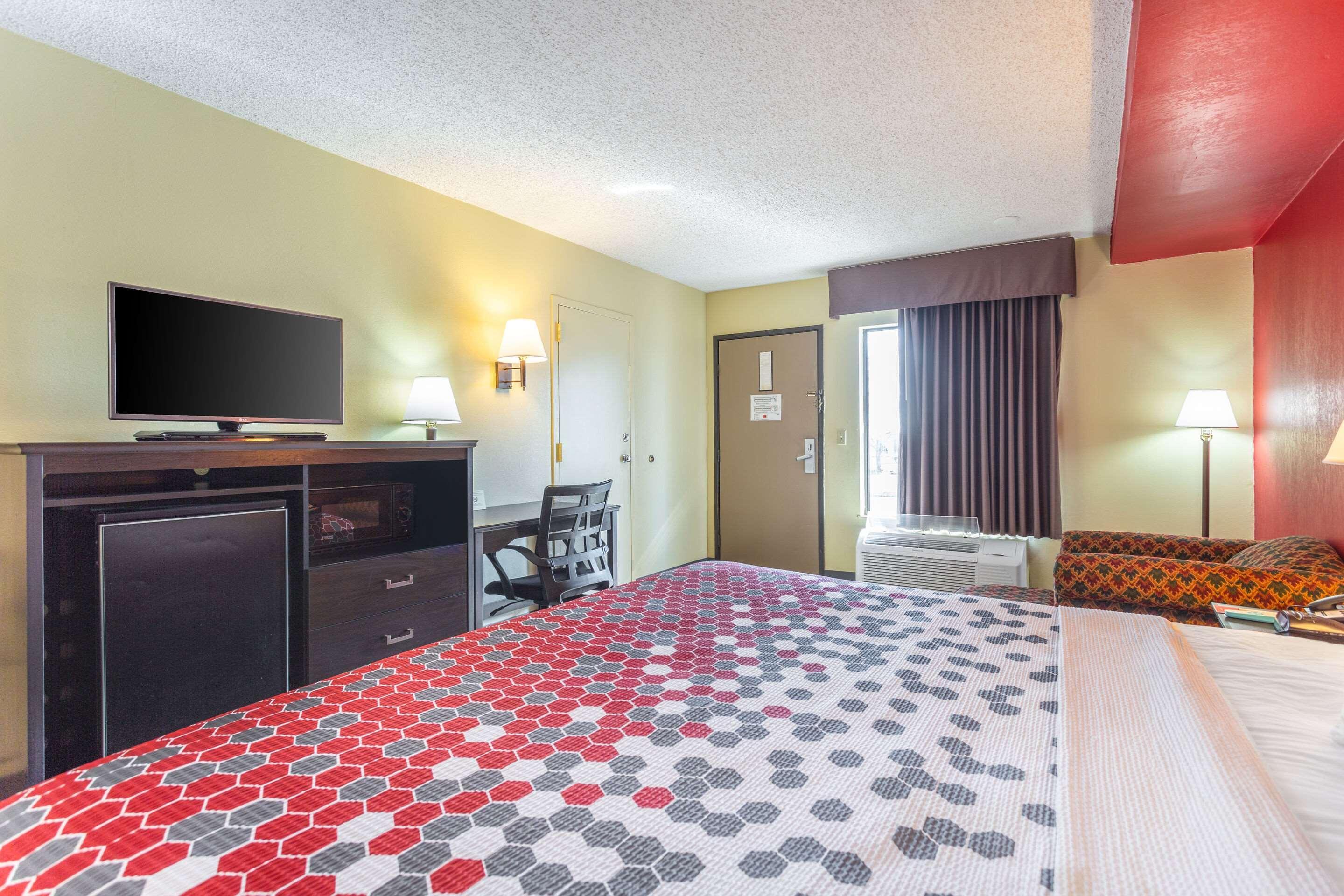 Econo Lodge&Suites Clarksville Eksteriør billede
